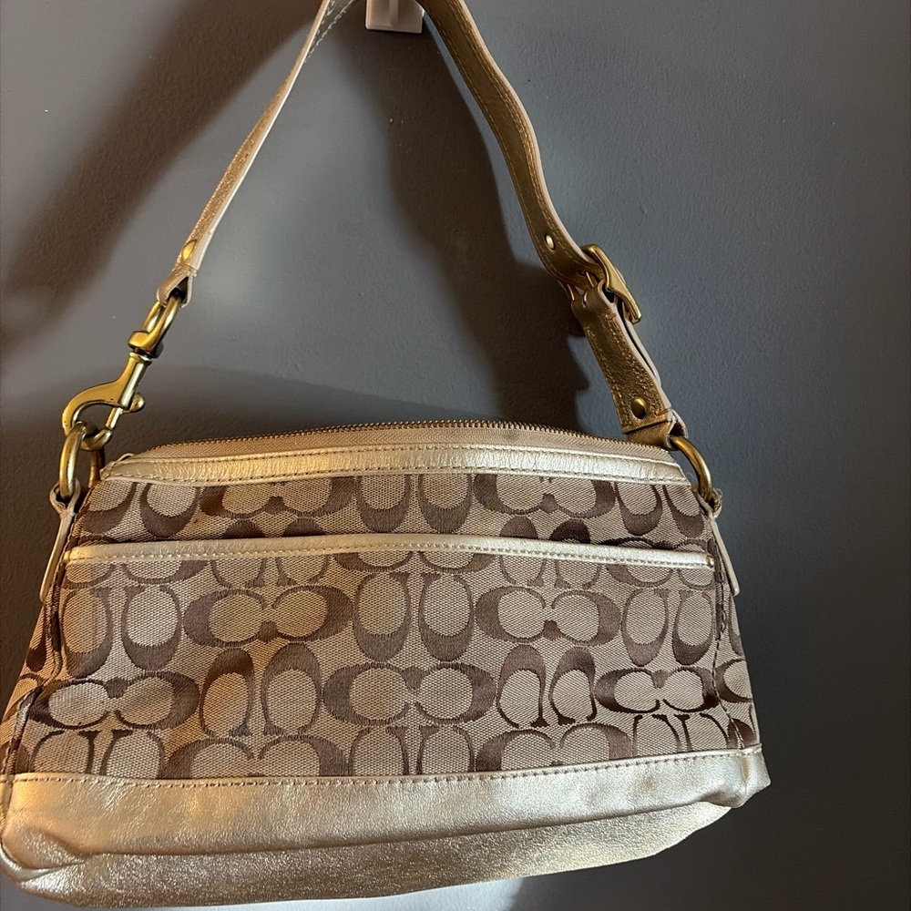 Vintage Y2K Coach legacy F12869 in rare color champagne signature - Picture 7 of 11